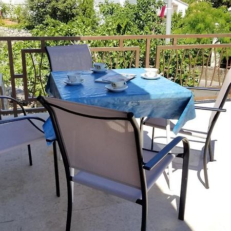 Apartman Samardzic Krk Town Exterior photo